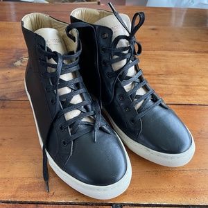 FINAL MARKDOWN! NWOT Official Program Leather Sneakers